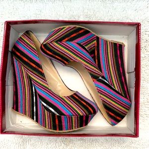 Platform striped pumps